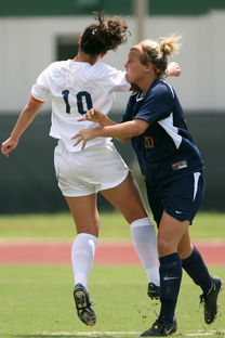 乐鱼体育在线官网-NBA球员投篮动作优化与训练方法研究，nba美如画的投篮姿势